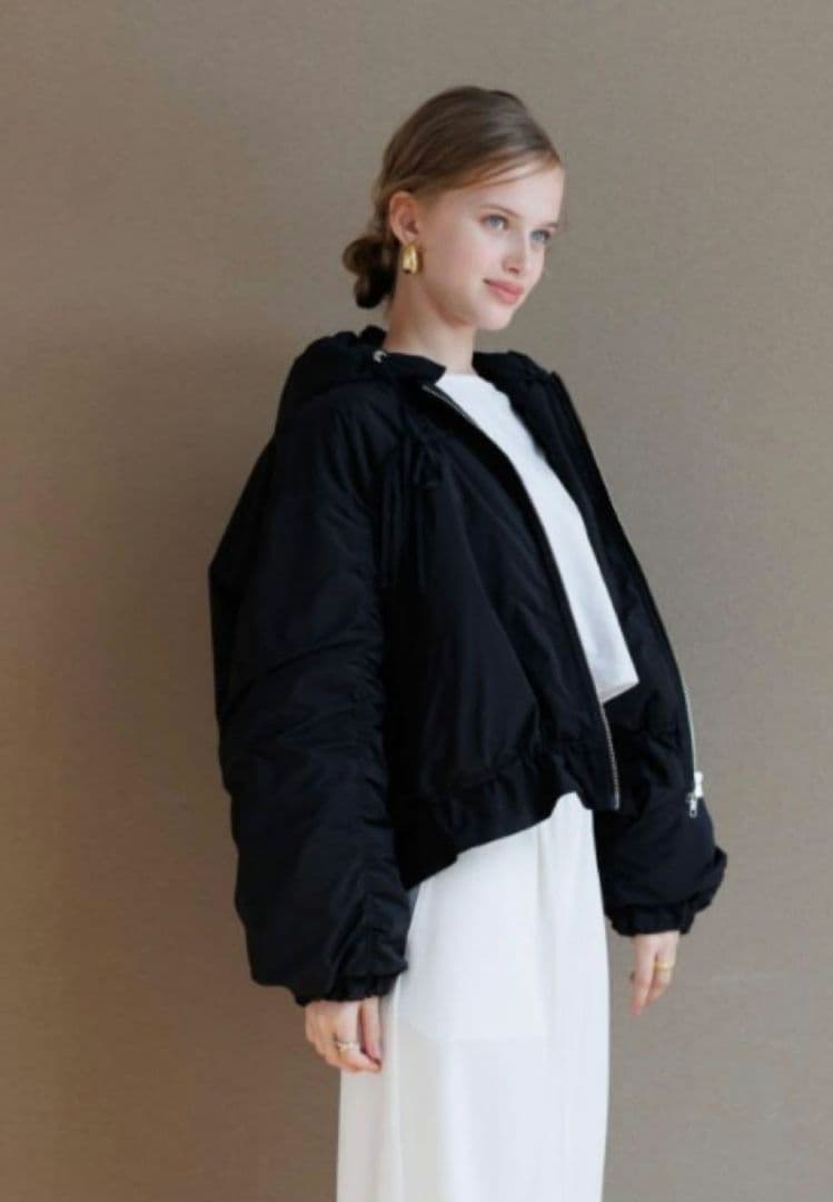 ‼️限定値下‼️美品‼️Pois ポワ　リボンブルゾン　ブラック