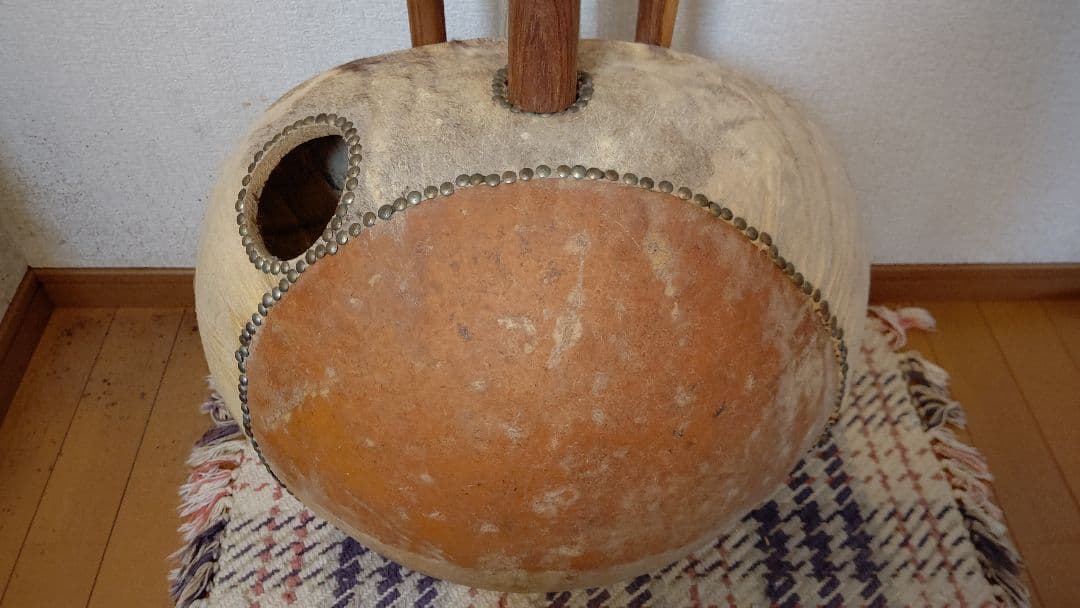 コラ (西アフリカ・マリのハープリュート)