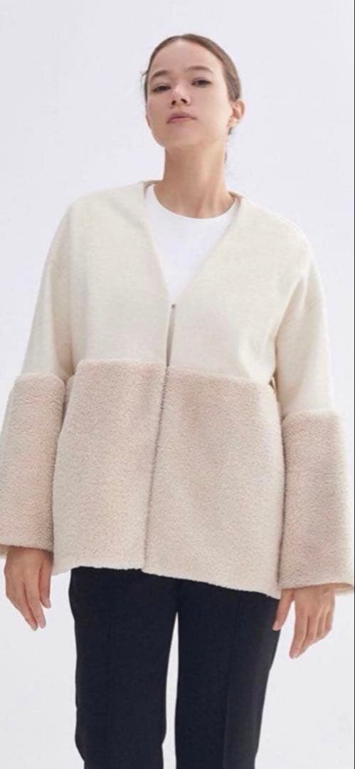 yori ヨリ Vネックファーショートコート 美品✨即日発送!!