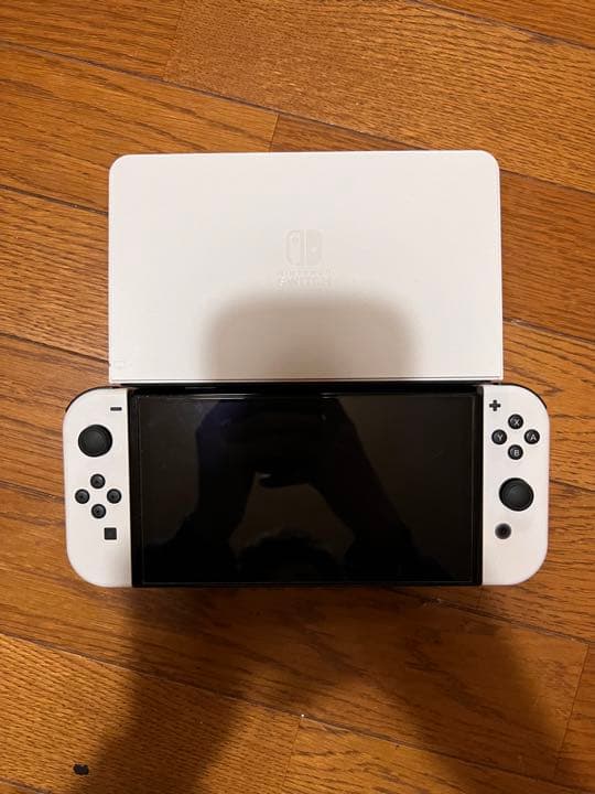 ニンテンドースイッチ　有機EL ホワイト　Nintendo