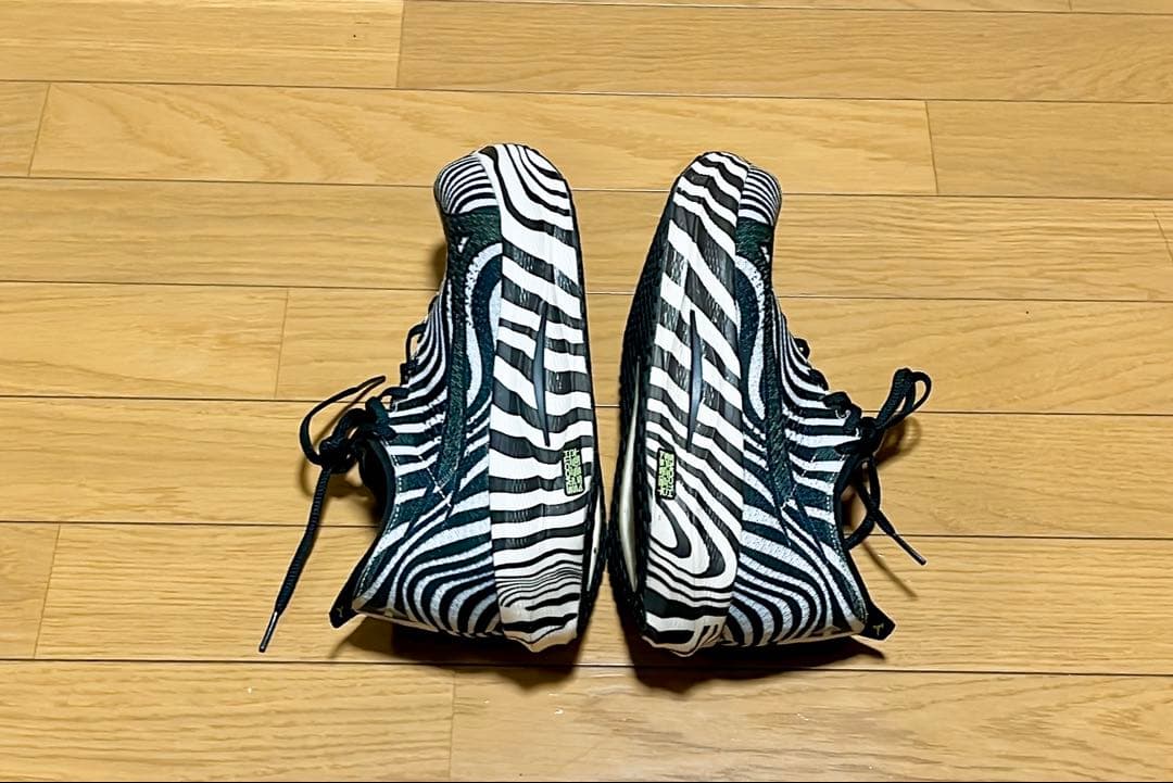 期間限定値下げ ミズノ ウエーブリベリオンプロ ロー ベータ 限定カラー