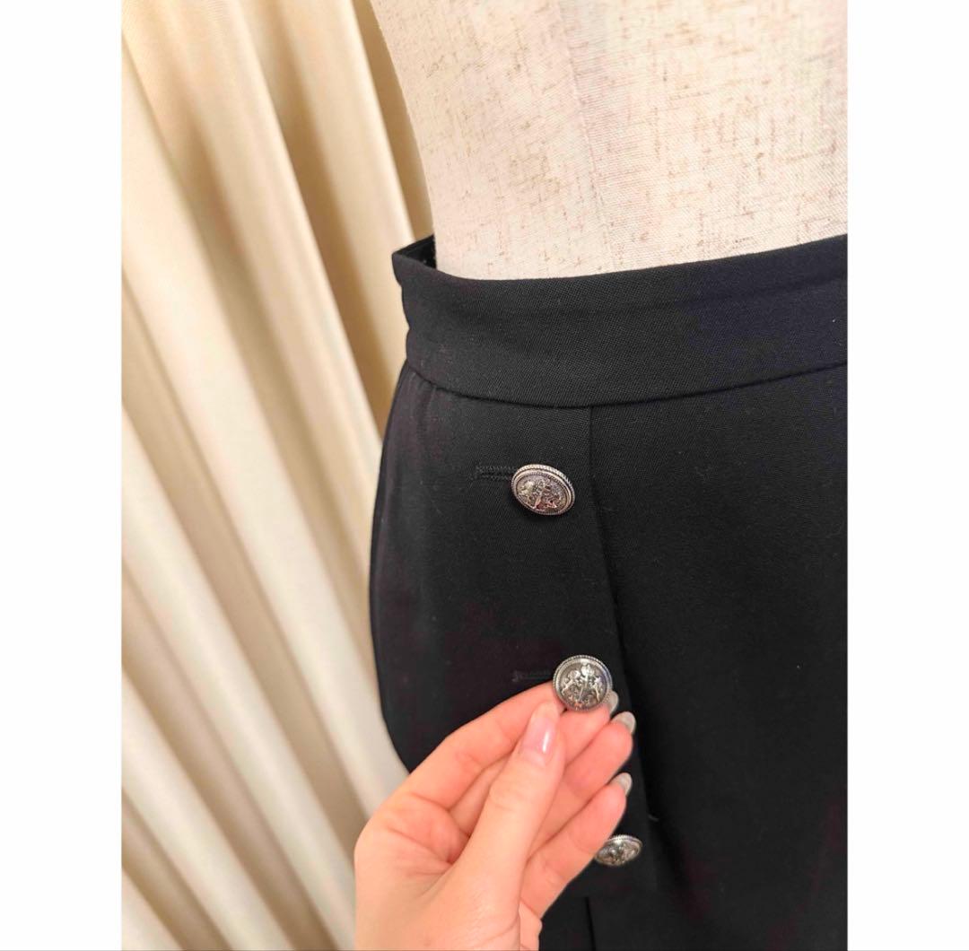 アレキサンダーマックイーン☆フロントボタン　フレアスカート ブラック