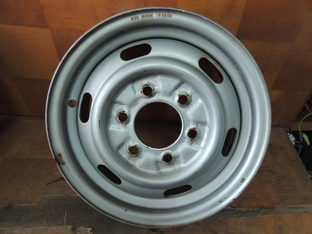 C25　15×5.5K　スチールホイール4本　タイタン ダッシュ　ハブ径 約93