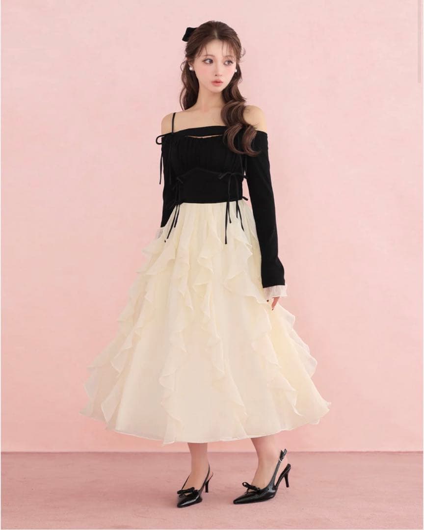 （完売品）m.me.eme ラッフルフリルシフォンドッキングワンピース