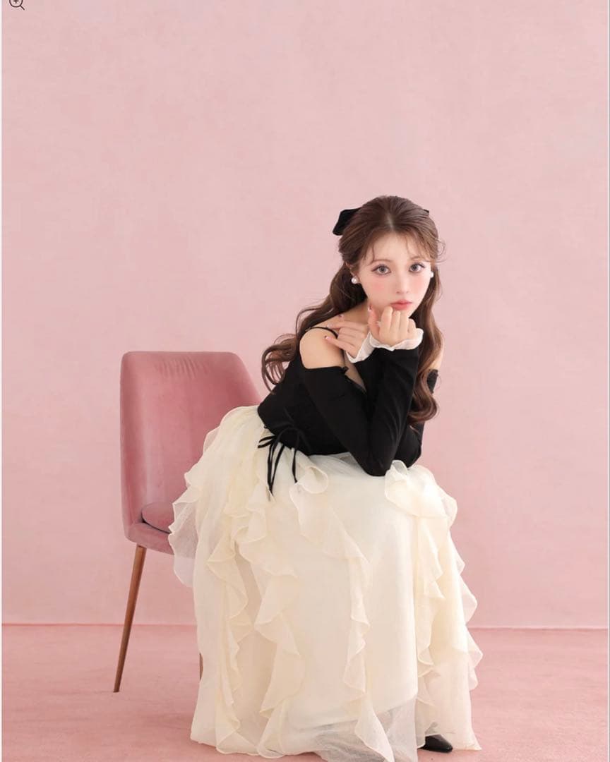 （完売品）m.me.eme ラッフルフリルシフォンドッキングワンピース