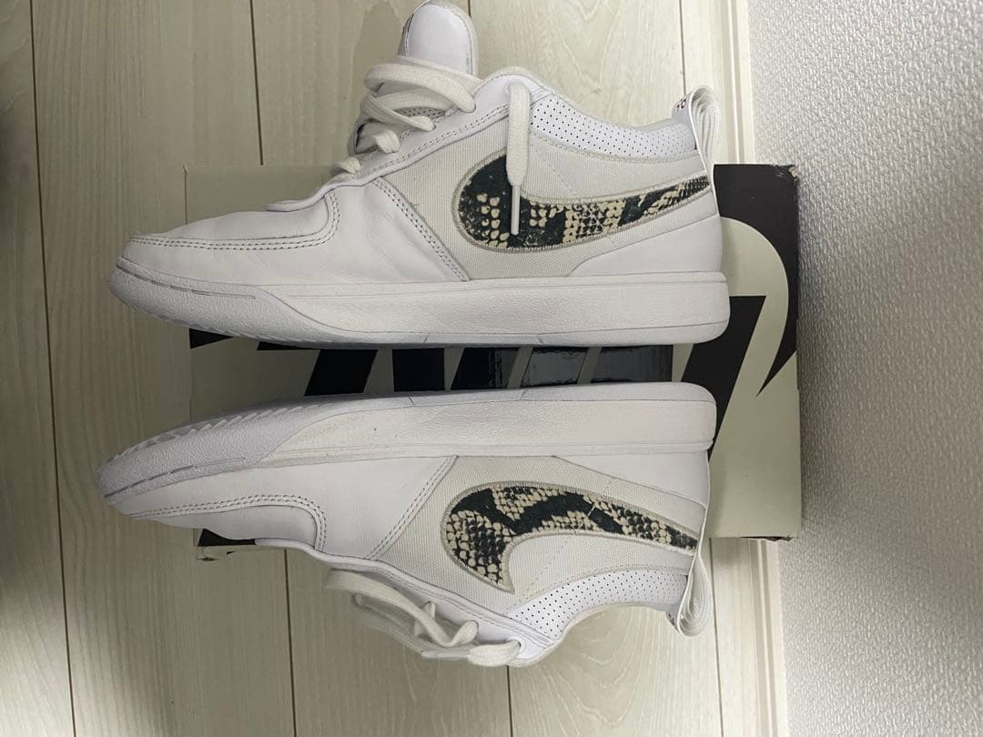 BOOK1 ブック1 NIKE