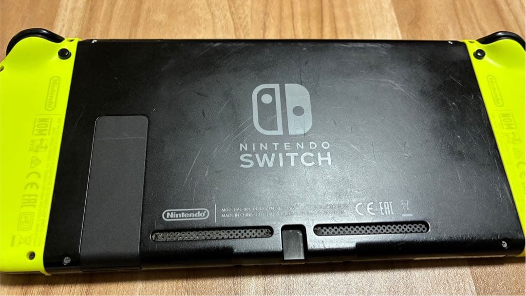 Nintendo Switch 本体 イエロー　ジョイコン付き