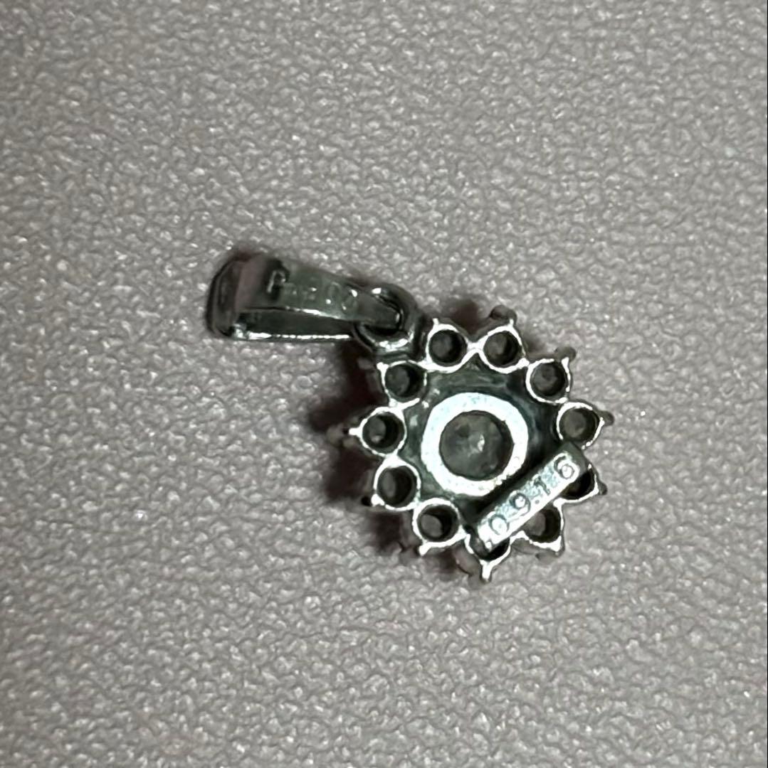 ネックレス　トップ　ダイヤモンド　プラチナ