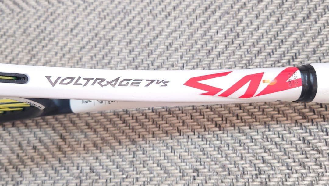 YONEX　VOLTRAGE7VS
