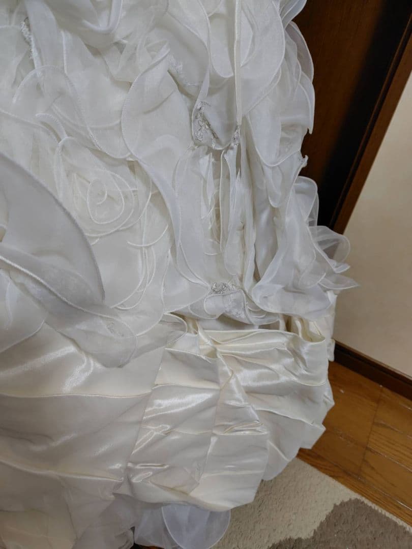 ウノエレトワール神田うのウェディングドレスクラウディアレンタル貸衣装スタジオ