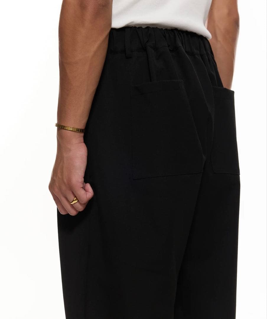 パンツ SWEATS PLEATED PANT - BLACK