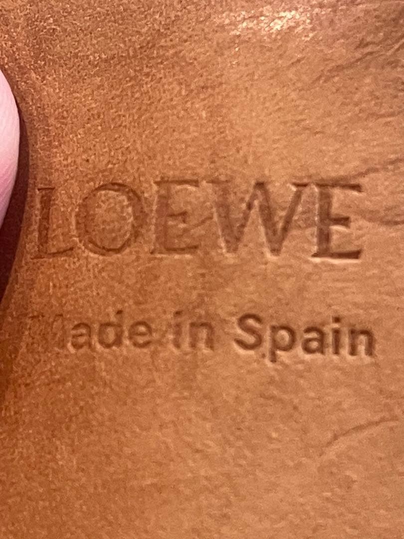 m*u様 LOEWE ロエベ スラップブレスレット スモール ブラウン