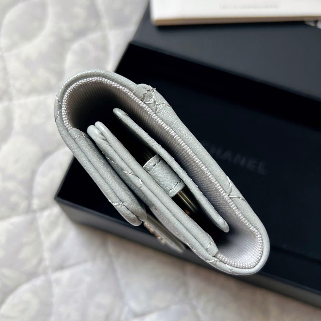 《極美品》 CHANEL マトラッセ キーケース ライトグレー