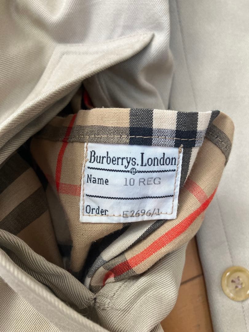 バーバリー　トレンチコートコート　M レディース