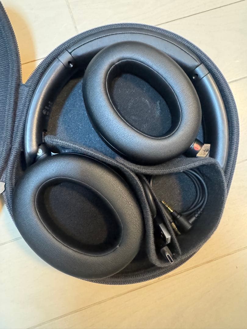 値下げ【新品同様】ワイヤレスヘッドフォン（SONY,WH-XB910N)