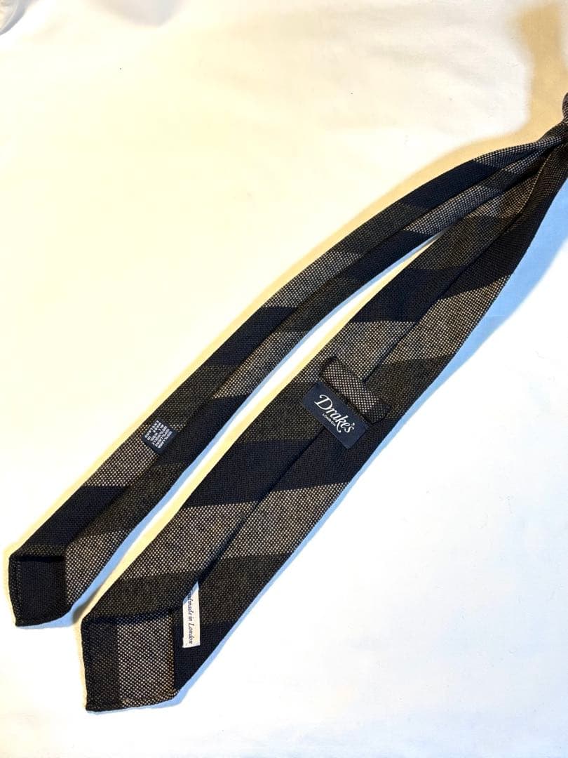 Drake’s ネクタイ　ウール 100% Handmade in London