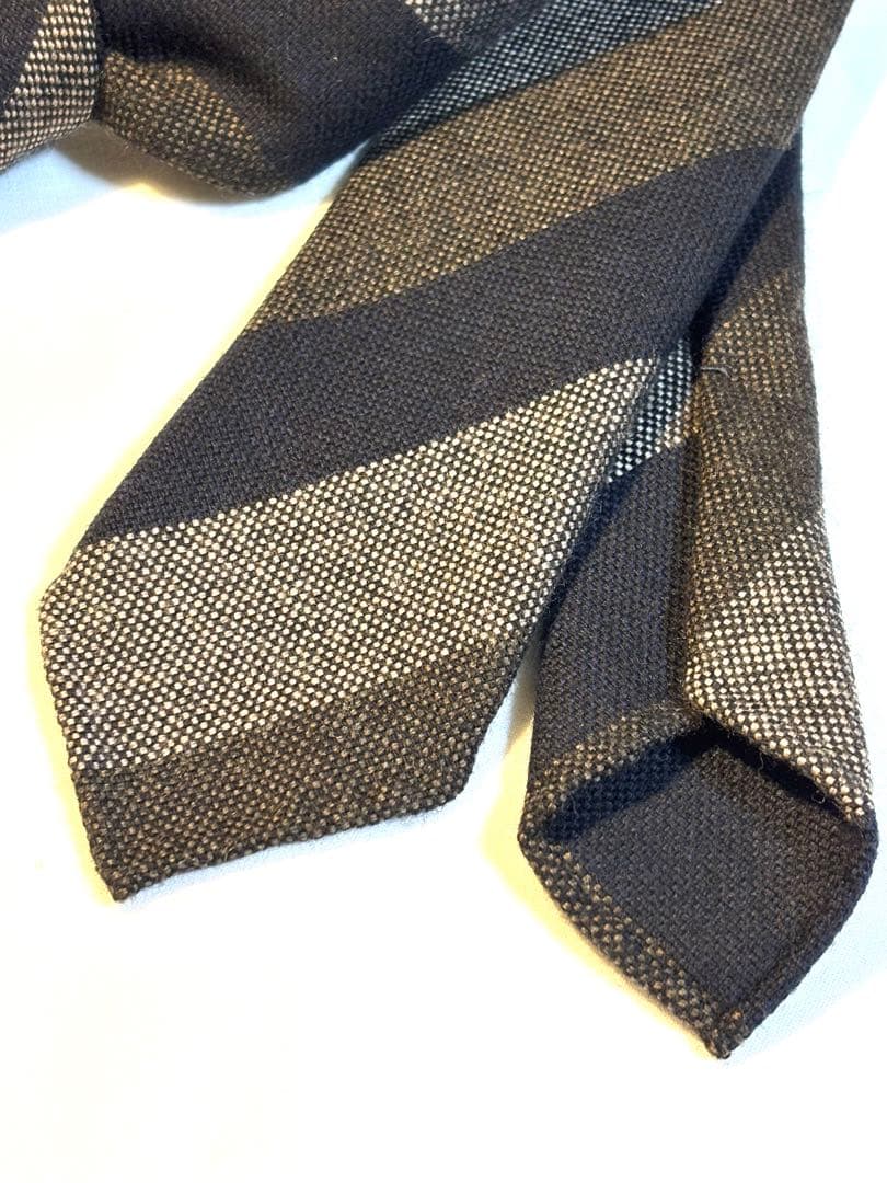 Drake’s ネクタイ　ウール 100% Handmade in London