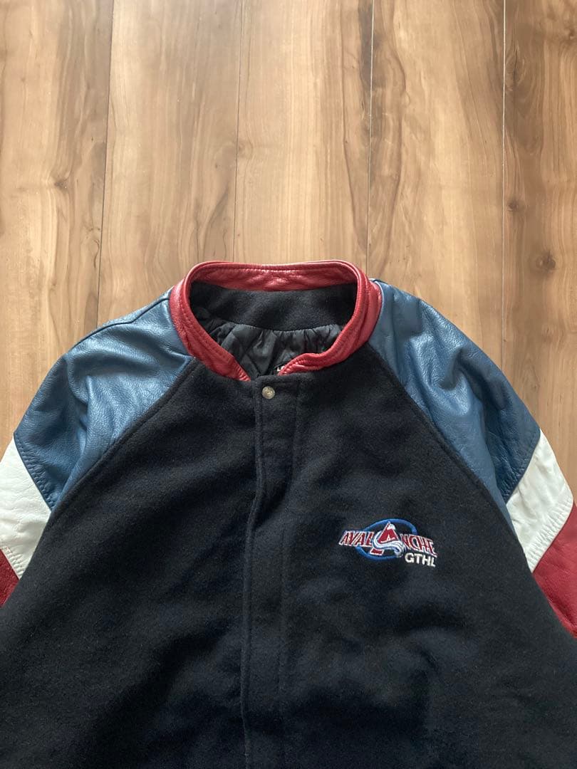 NHL Colorado Avalanche コロラドアバランチ 袖革スタジャン