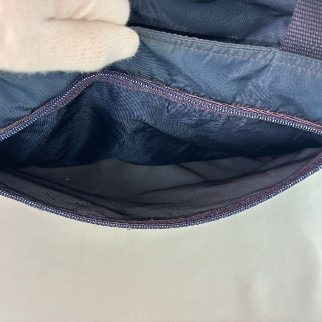 プラダ ネイビー トートバッグ