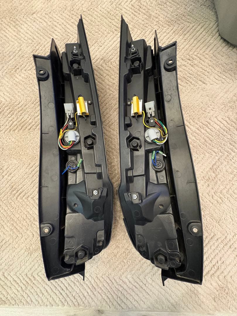 80系ヴォクシー　 ダズフェローズ　スモーク　テール