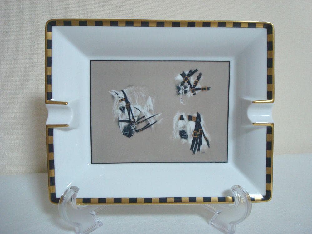 エルメス　灰皿　馬