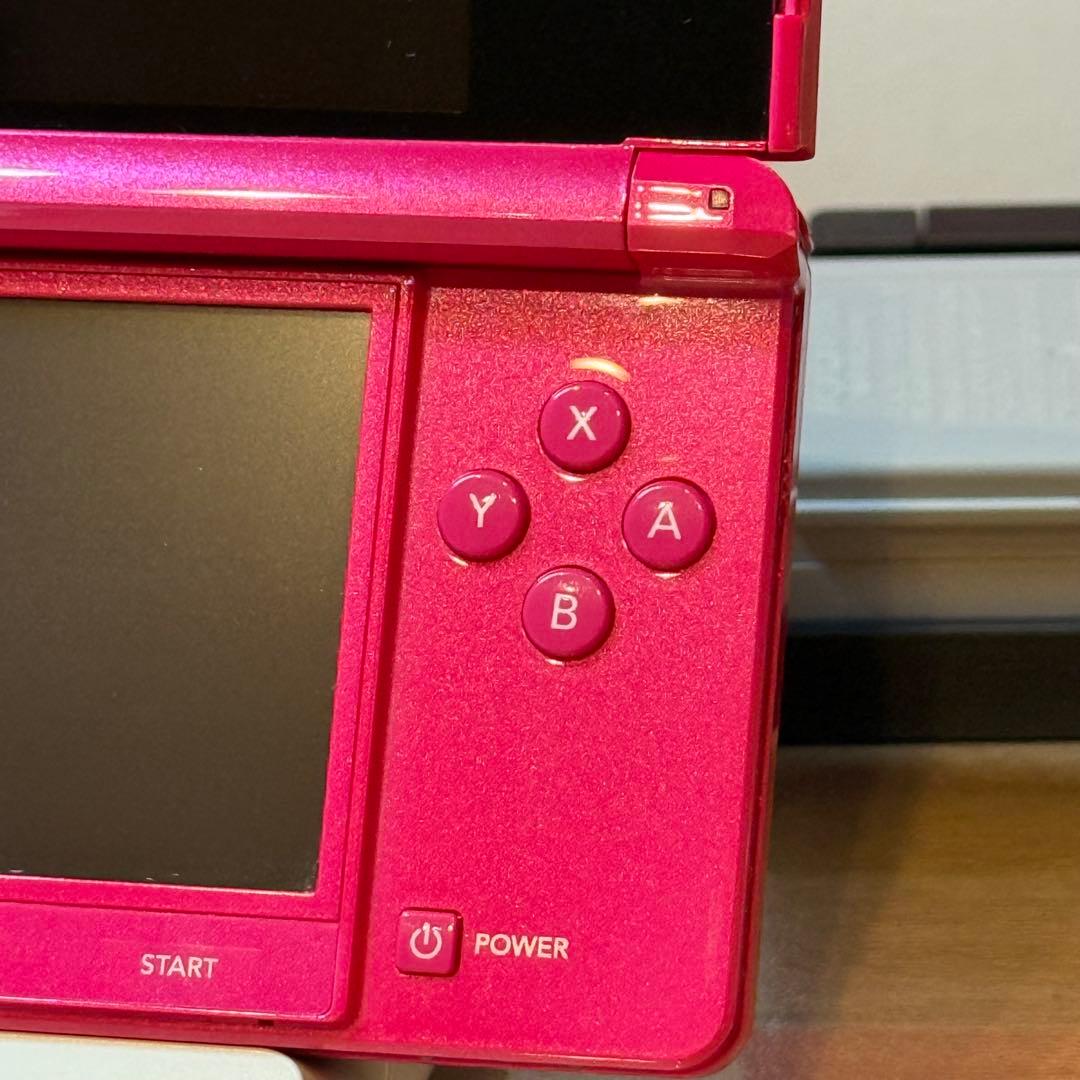 6-126 ニンテンドー3DS グロスピンク 箱付き