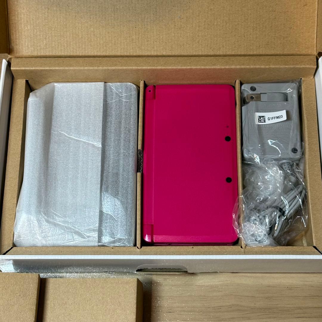 6-126 ニンテンドー3DS グロスピンク 箱付き
