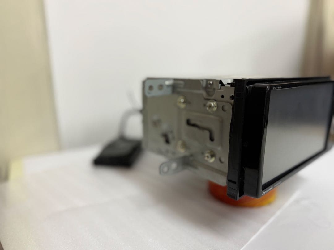 し*ろ様 Panasonicストラーダ　CN-RE03WD