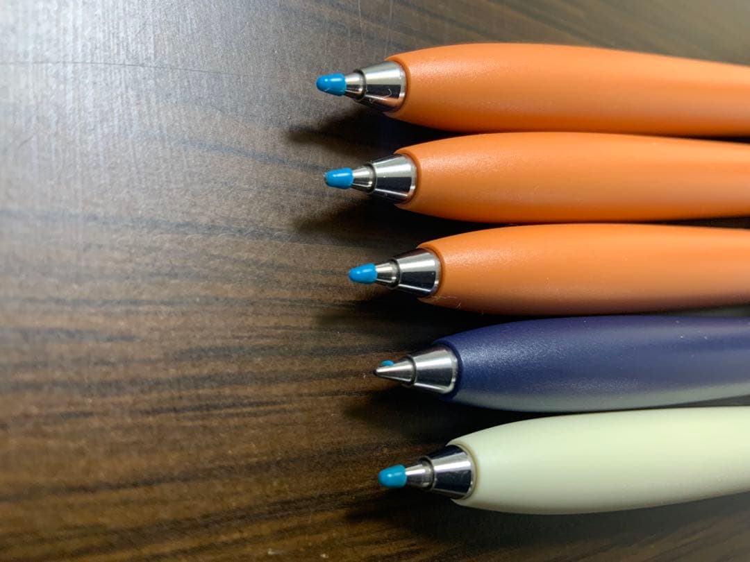 ユニボールワンF モダンポップカラー　限定