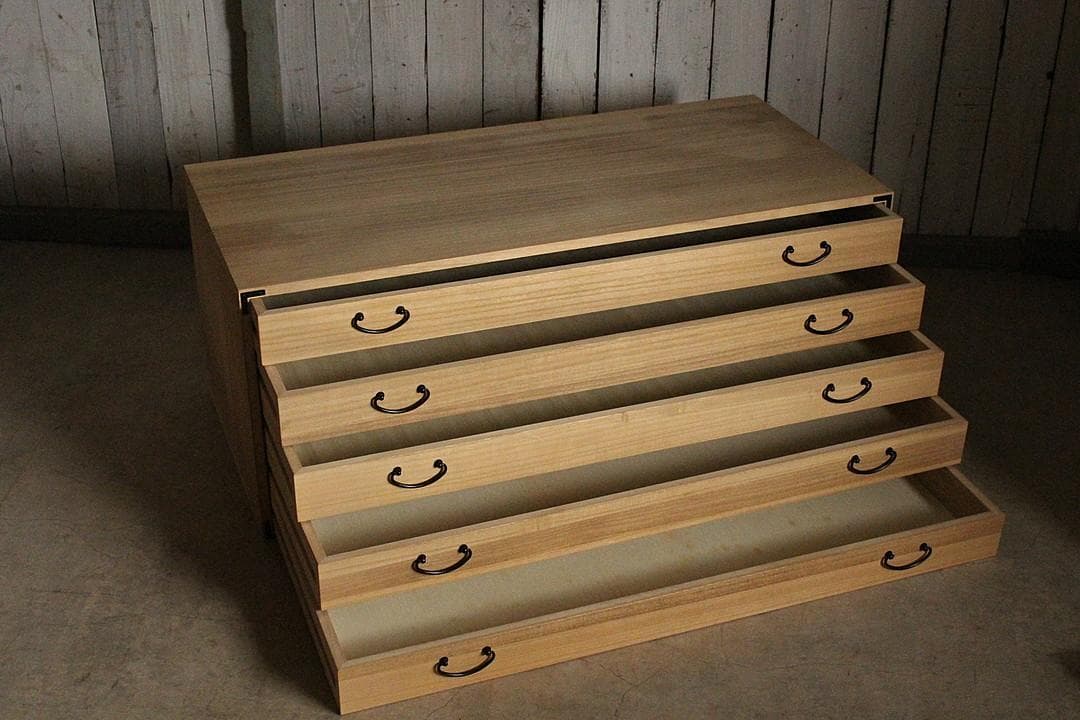 桐タンス　引き出し5段　着物箪笥　タンス　収納　古家具