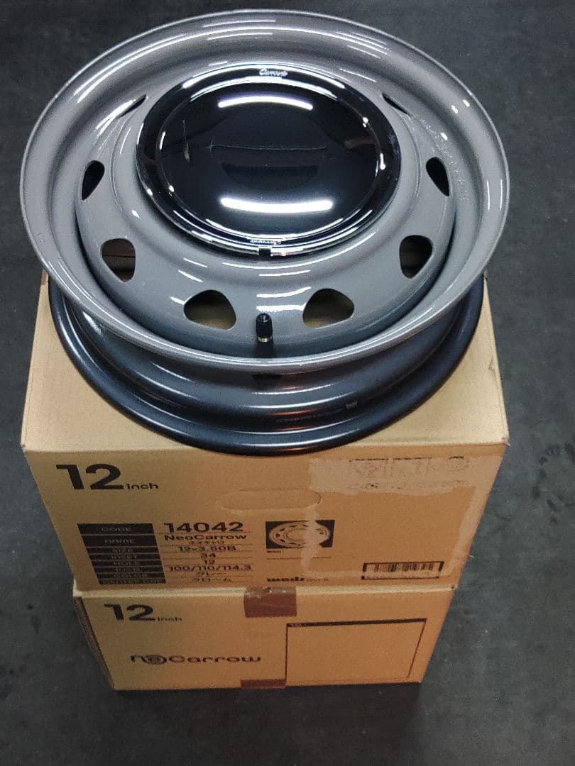 NeoCarrow グレー 12インチホイール 未使用