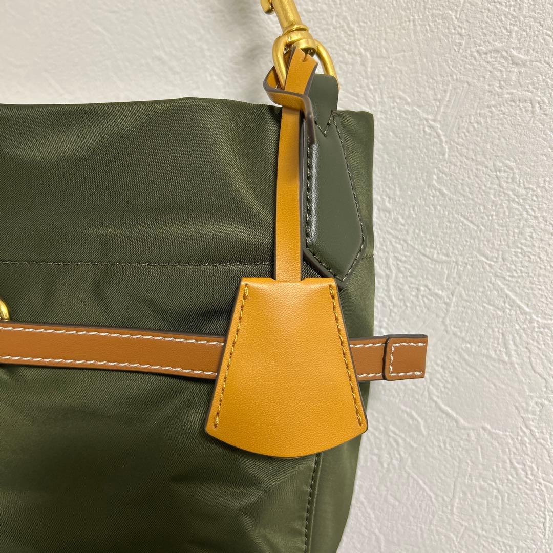 B*r様 【極美品】トリーバーチ 2way ショルダーバッグ ナイロン グリーン