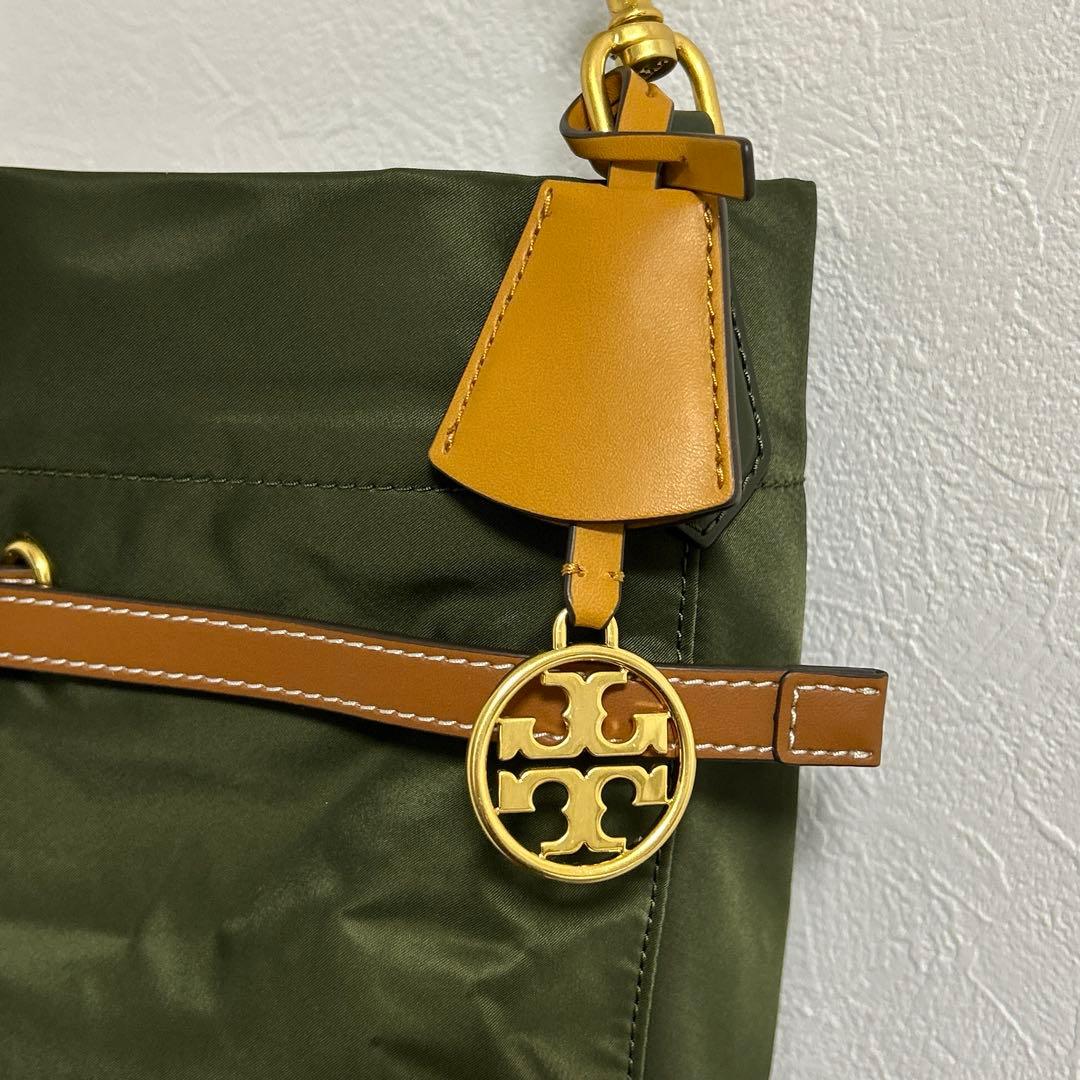 B*r様 【極美品】トリーバーチ 2way ショルダーバッグ ナイロン グリーン