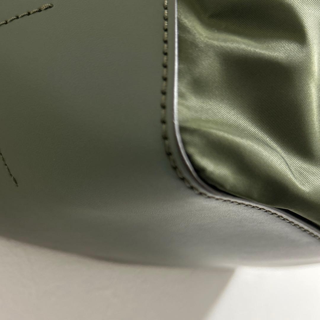 B*r様 【極美品】トリーバーチ 2way ショルダーバッグ ナイロン グリーン