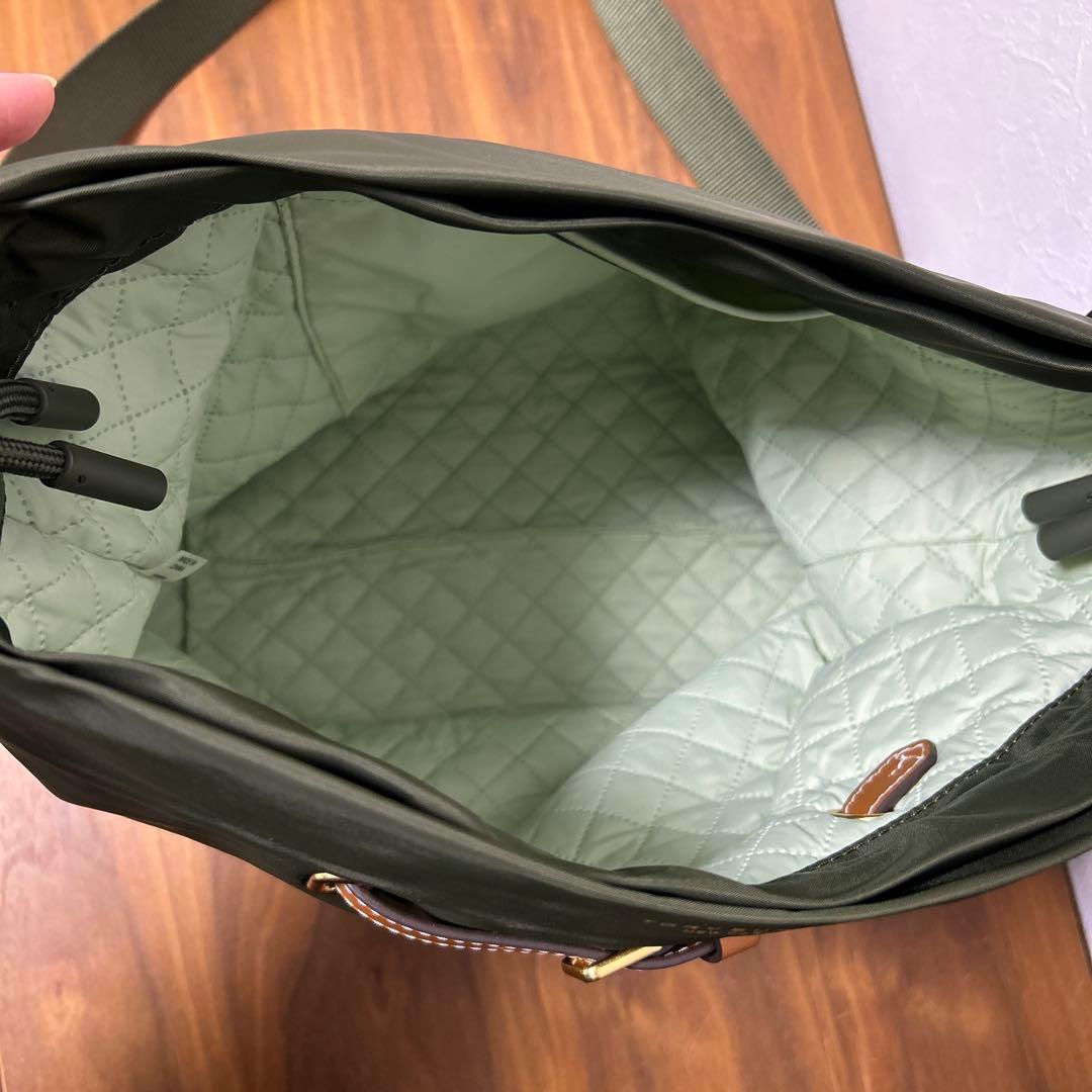 B*r様 【極美品】トリーバーチ 2way ショルダーバッグ ナイロン グリーン
