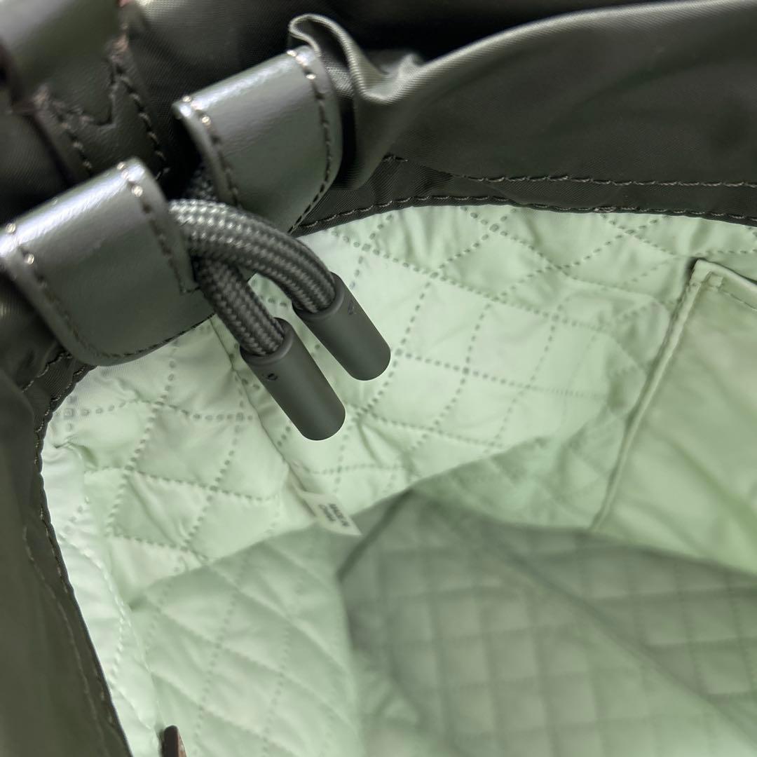 B*r様 【極美品】トリーバーチ 2way ショルダーバッグ ナイロン グリーン