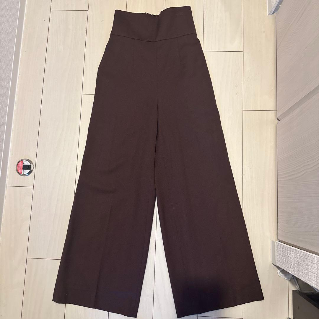 【SNIDEL】金ボタンダブルジャケット　フレアパンツバーガンディ