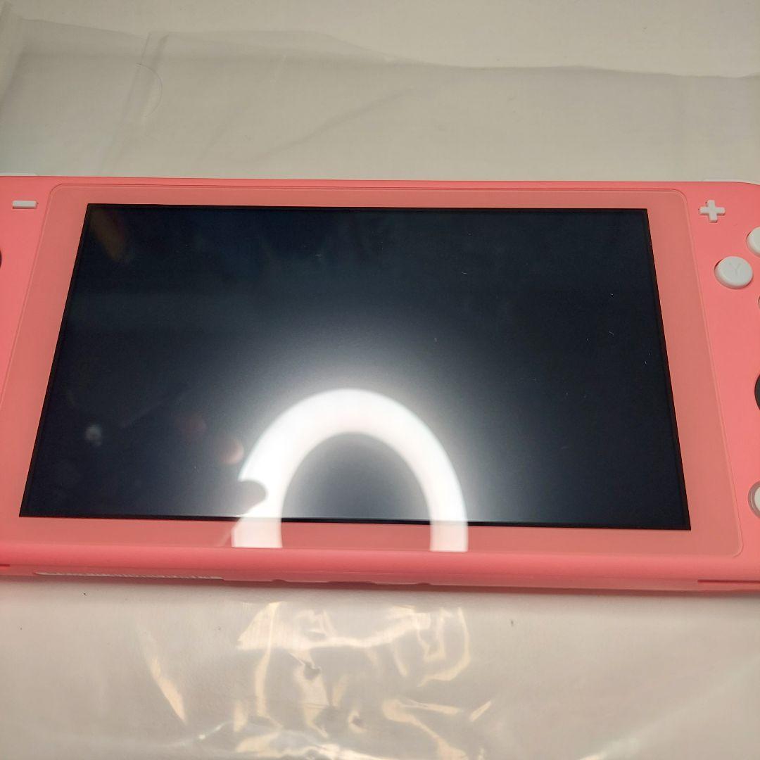 【極美品】スイッチライト本体 コーラルピンク 箱あり 動作品