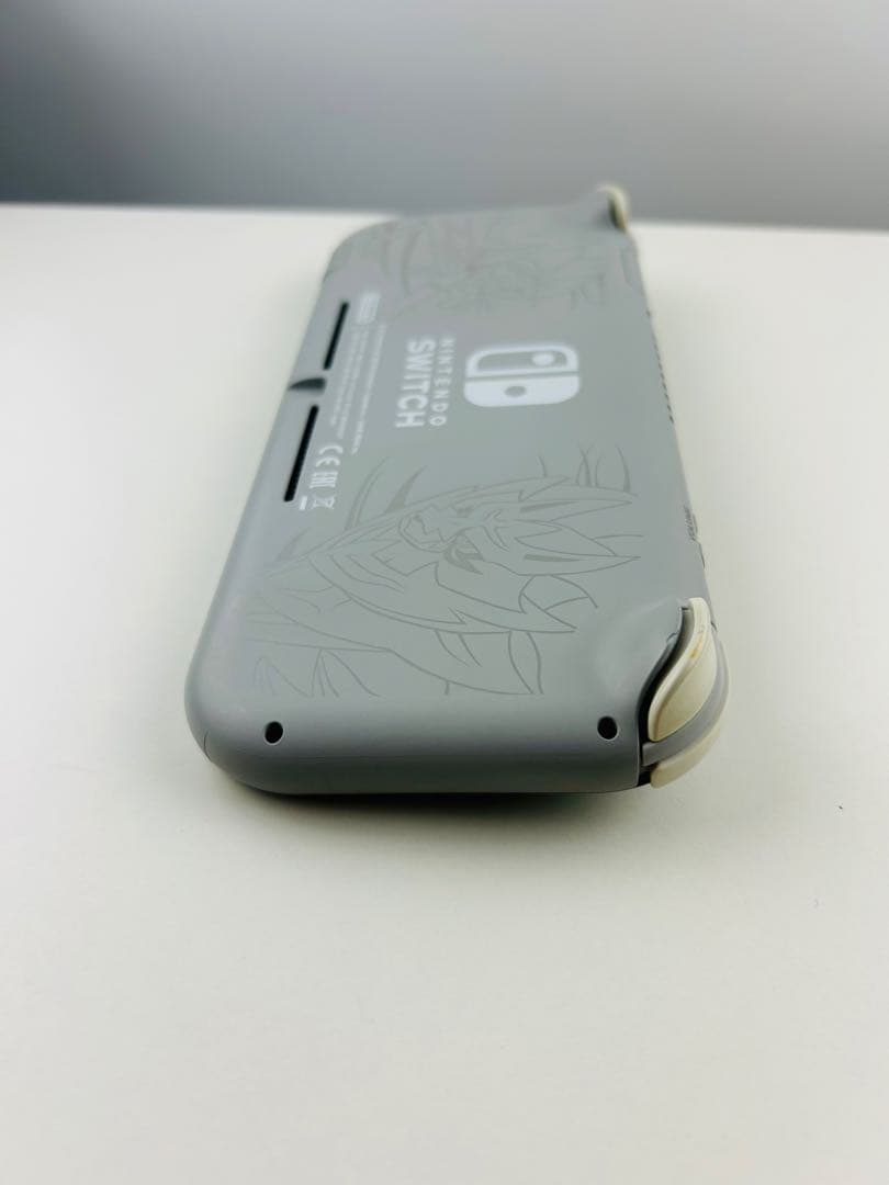 美品 Nintendo switch lite ザシアン ザマゼンタ ライト