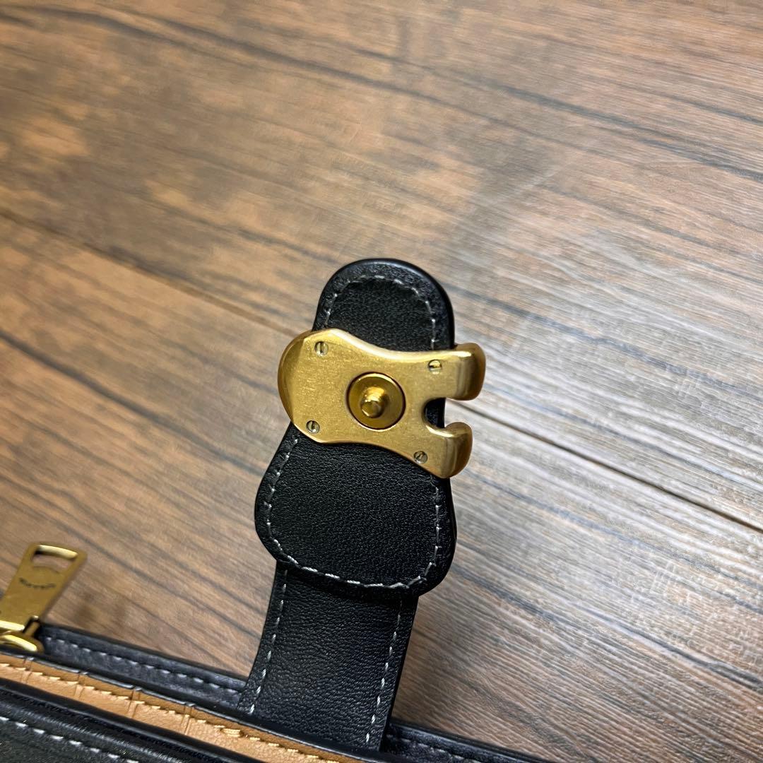 t149【美品】コーチ タビー ミディアム ウォレット 2つ折り 財布 入手困難