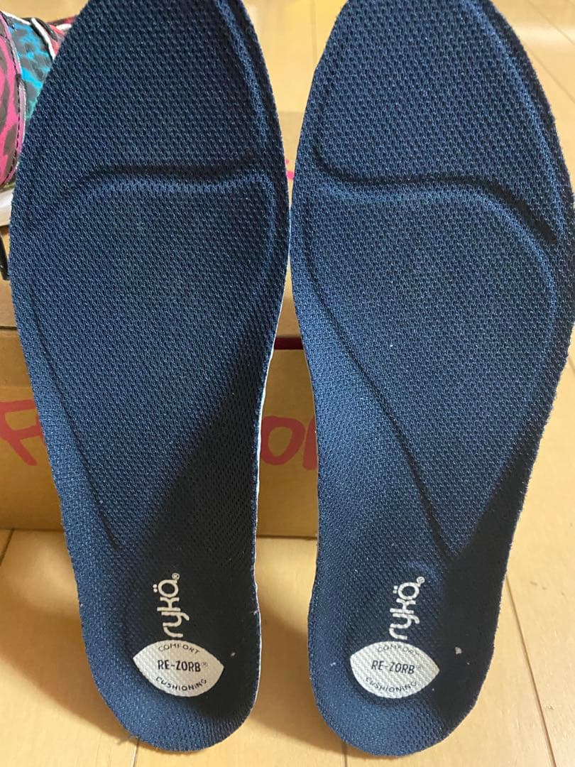 美品　ryka ライカ TENACIOUS テナシオス フィットネス シューズ