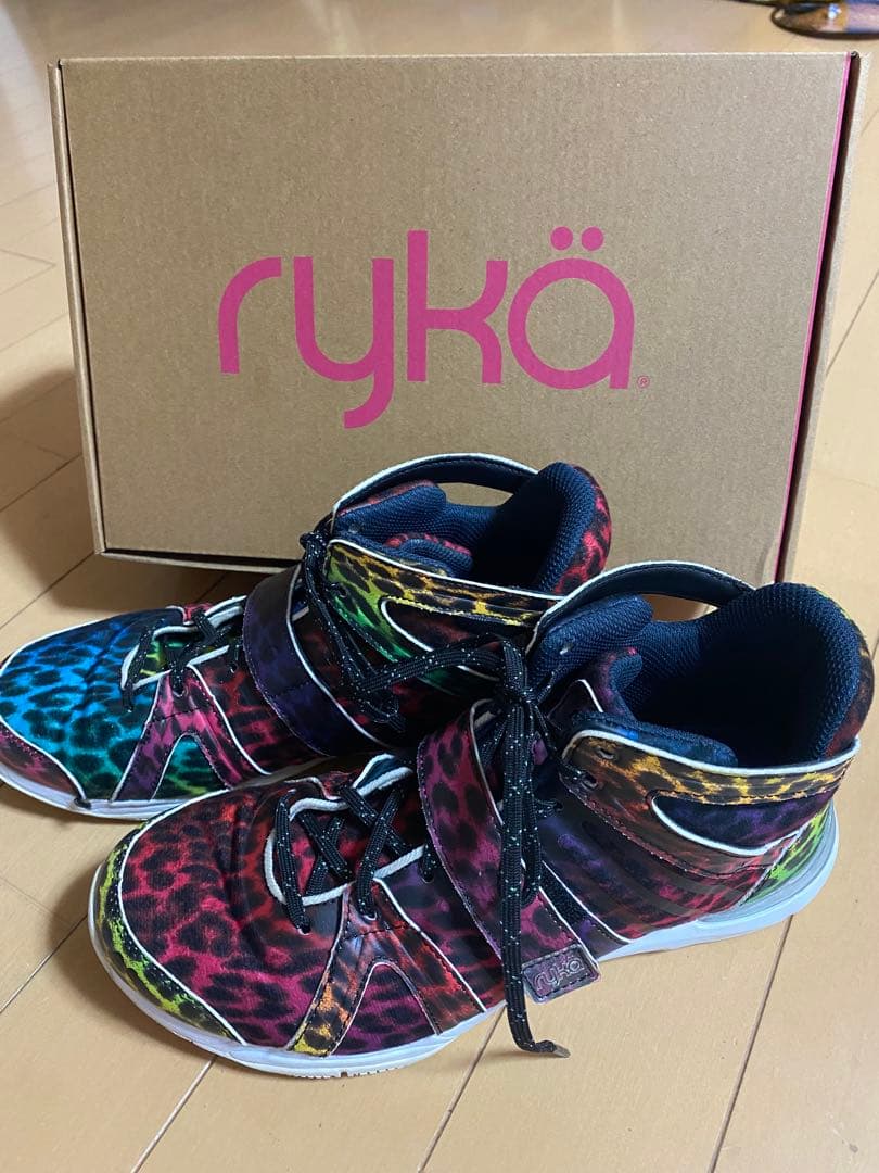 美品　ryka ライカ TENACIOUS テナシオス フィットネス シューズ