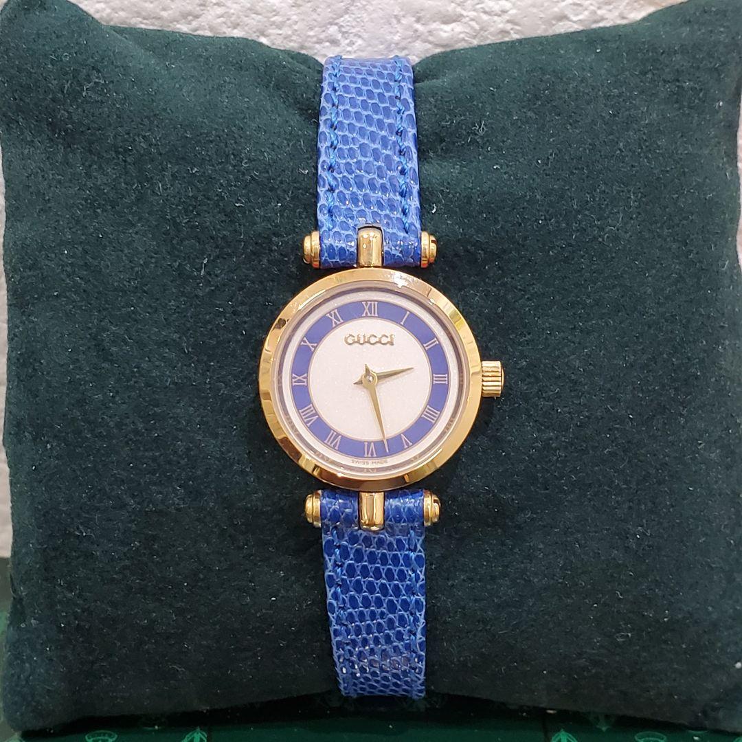極美稼働品　グッチGUCCI シェリーライン ブルー　ゴールド レディース腕時計