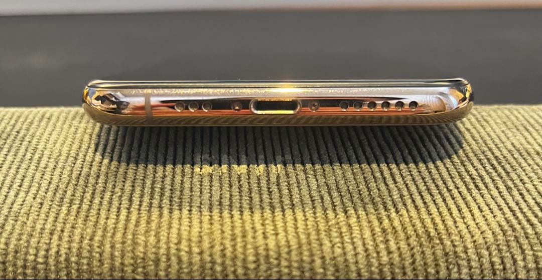 iPhone XS 64GB ゴールド【箱あり・付属品一部欠品】