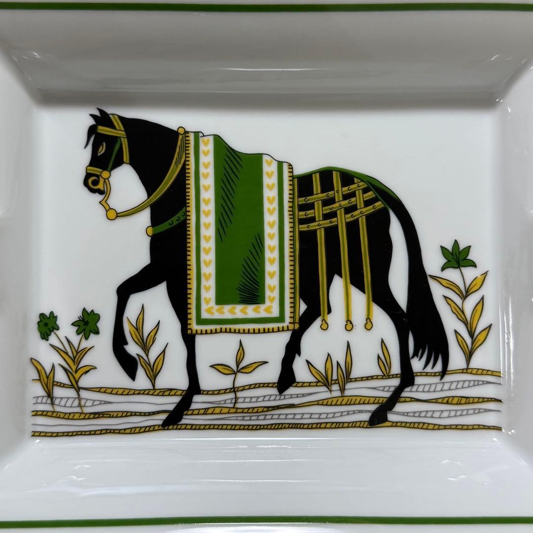 HERMES エルメス 陶器 灰皿 馬 アッシュトレイ