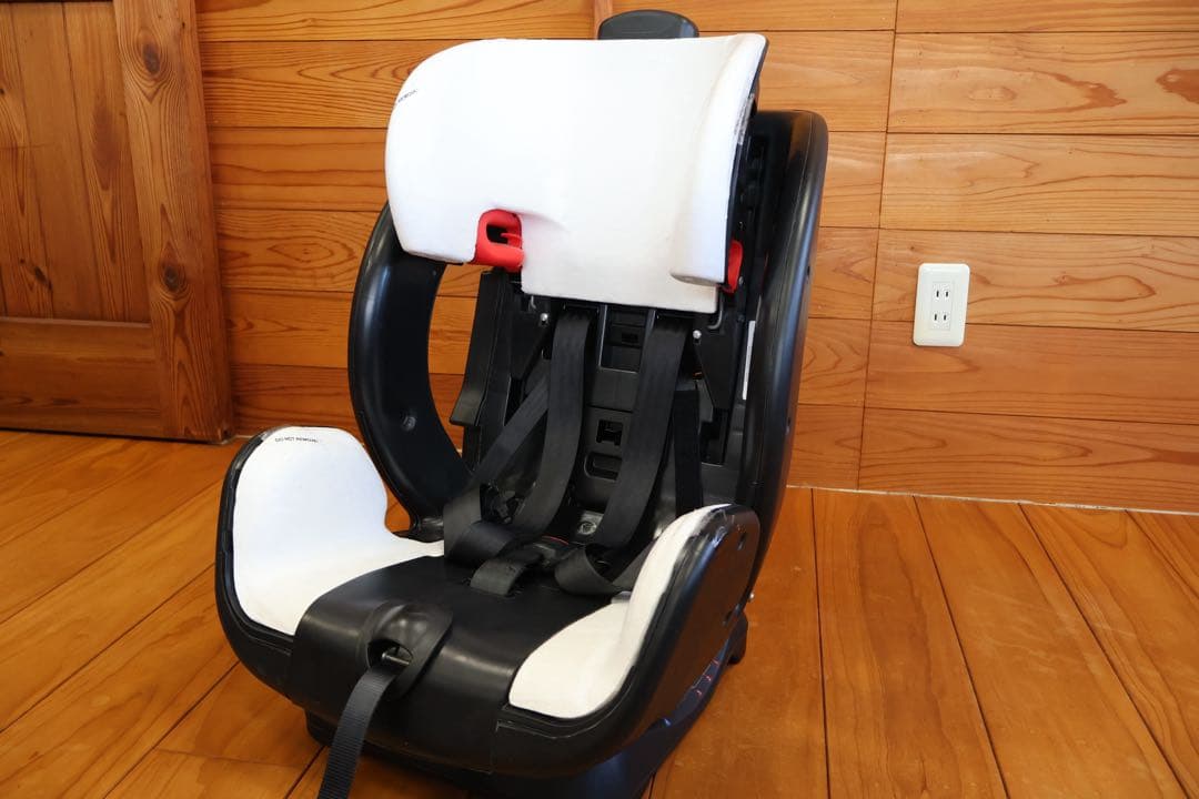 Joie ジョイー　チャイルドシート バリアント（ブラックエレメント）②