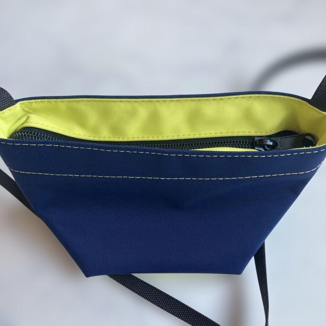 エルベシャプリエ　ショルダーバッグ XS 舟型 ネイビー イエロー