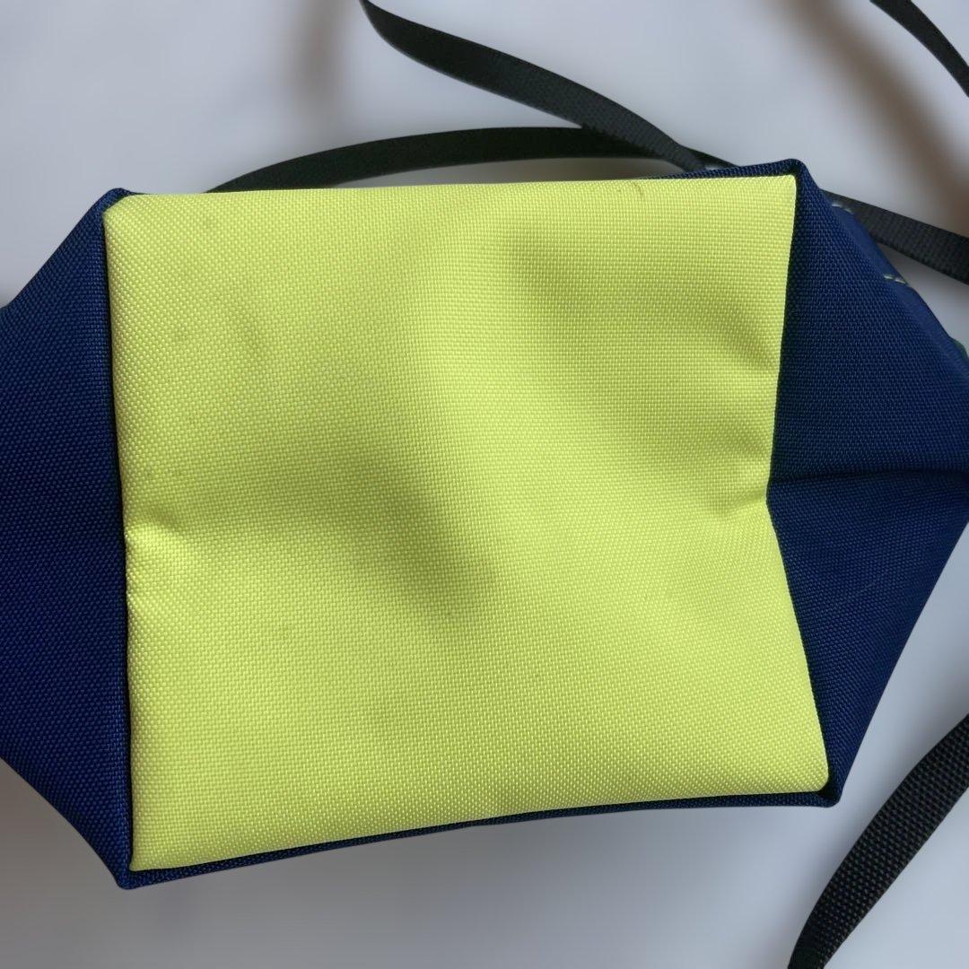 エルベシャプリエ　ショルダーバッグ XS 舟型 ネイビー イエロー