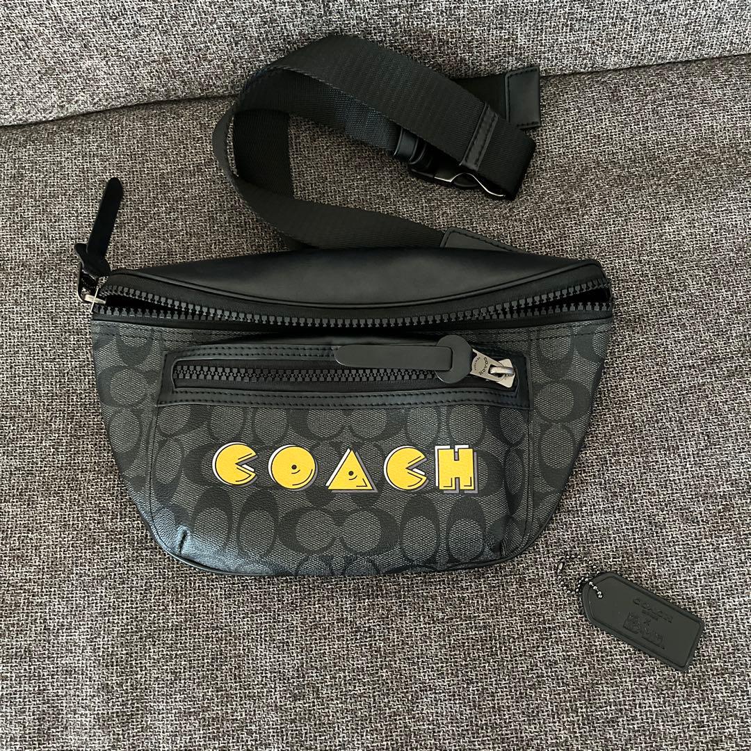 coach メンズショルダーバッグ
