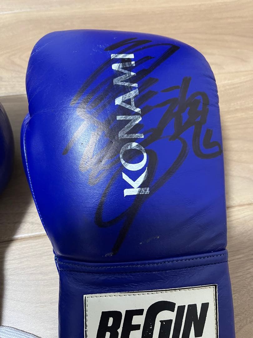 角田信朗　実使用サイン入りK1キックボクシンググローブ